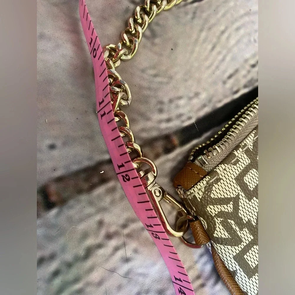 Women’s DKNY Logo Mini Slim Chain Handle Clutch Bag Purse‎ Tan Beige Brown